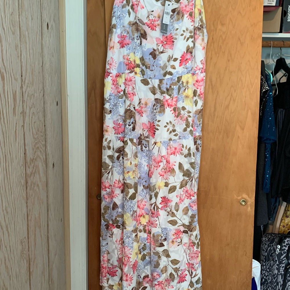 Floral, bowin shoulder, concealed zipper, comfortable sundress